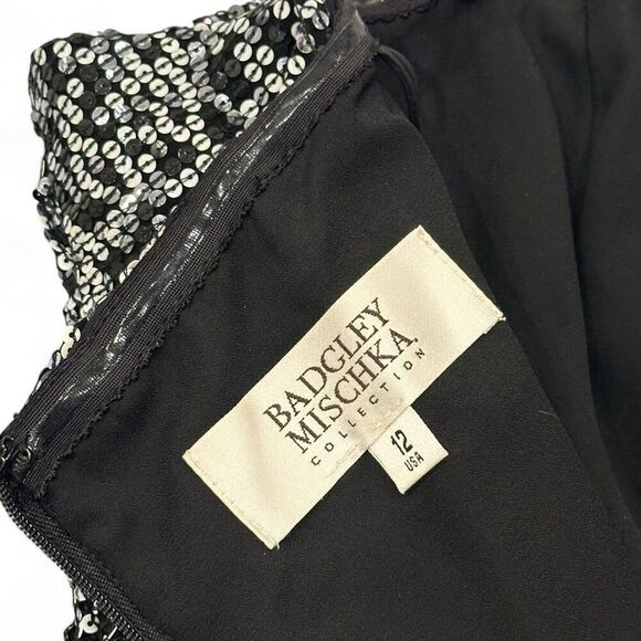 BADGLEY MISCHKA Collection Silk Sequined Wrap Dress 12 Formal Party Celebration - Picture 15 of 15